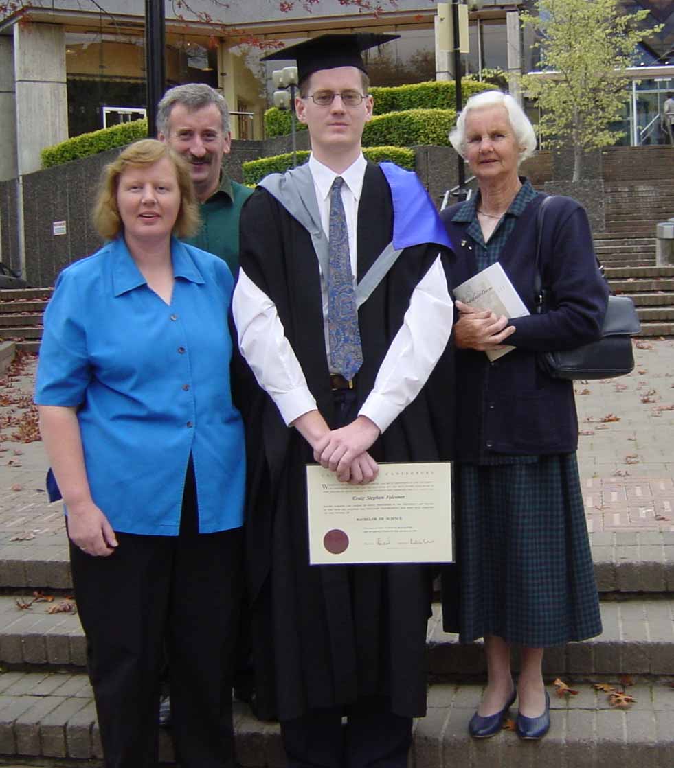 Graduation/09 Mum, Dad, Craig, Nana 3.jpg